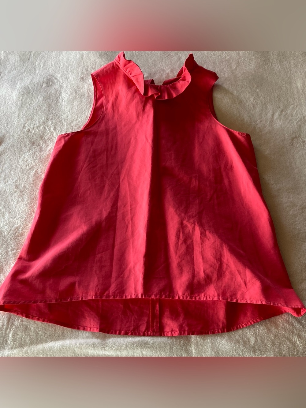 Tyler Boe sleeveless top.Ruffled collar/backtie. Salsa. Sz L. 64%Linen/36%cotton
